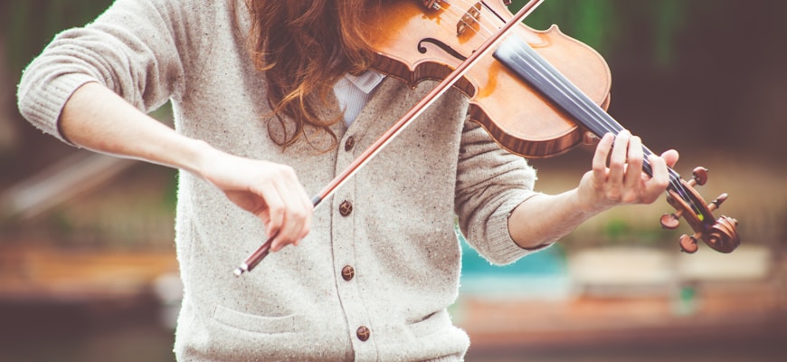 Применение Stable Diffusion в музыкальной индустрии: Визуализация альбомов и песен Применение Stable Diffusion в музыкальной индустрии: Визуализация альбомов и песен