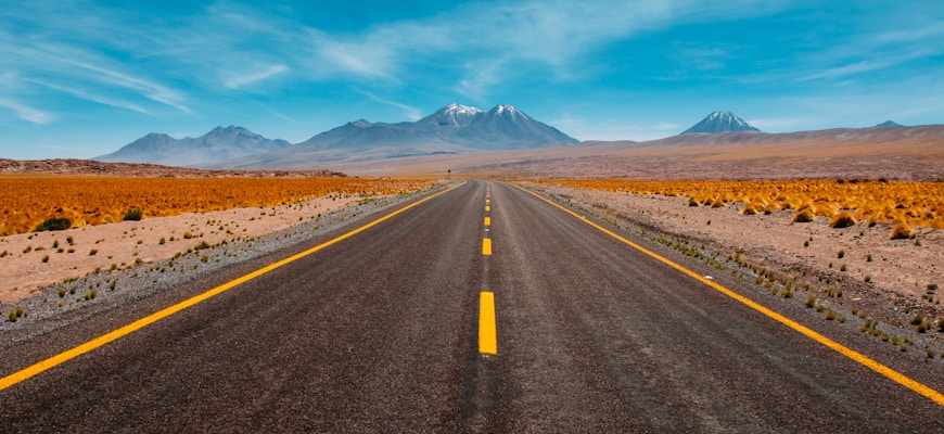 Midjourney и путешествия на яхте: Исследование морских просторов и приключений Midjourney и путешествия на яхте: Исследование морских просторов и приключений